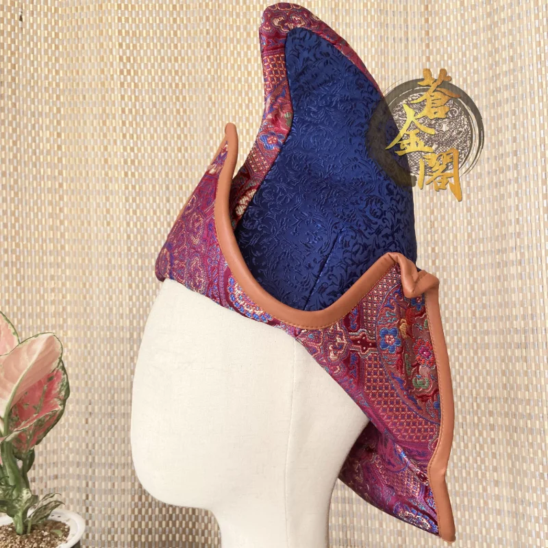 

Tang Hu Hat Restored to the Same Style As Li Bai for 30000 Miles in Chang'an