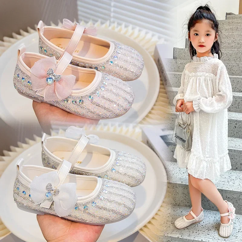 2024 scarpe in pelle per bambini per ragazze autunno nuova moda principessa suola morbida confortevole dolce papillon scarpe da sera versatili