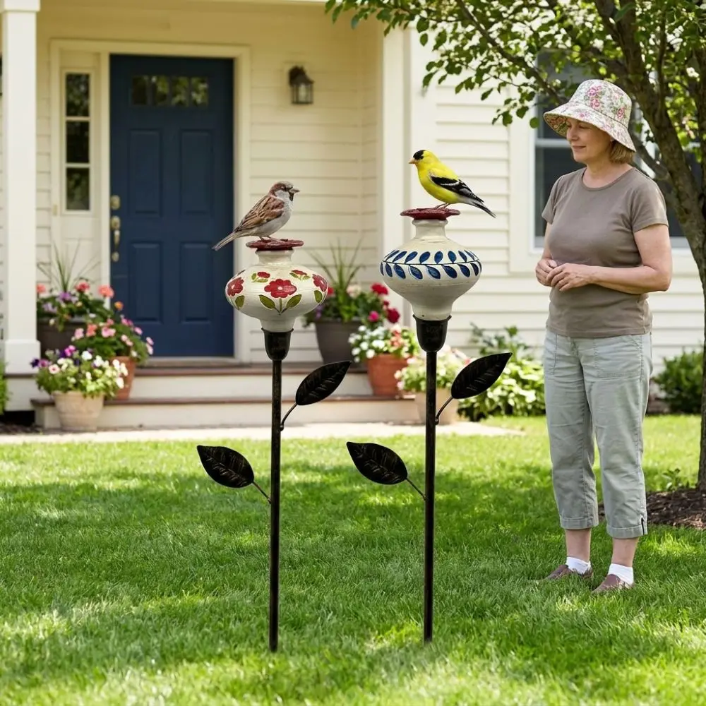 Vintage Hummingbird Feeder Garden Stake Hand Painted Iron Art Flower Shaped Bird Feeder Anti-leakage Rust-resistant