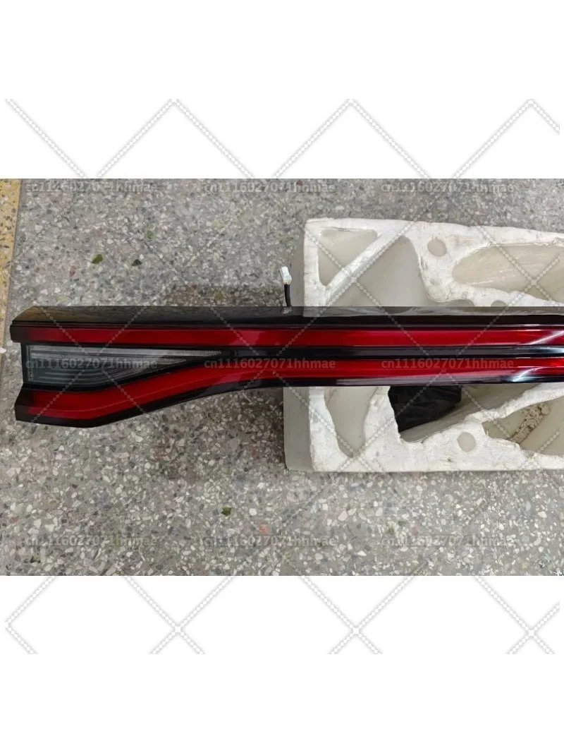 5-Wire Harness Rear Middle Tail Light For 2022 Tang DM‑i, Please Contact Customer Service To Place Order