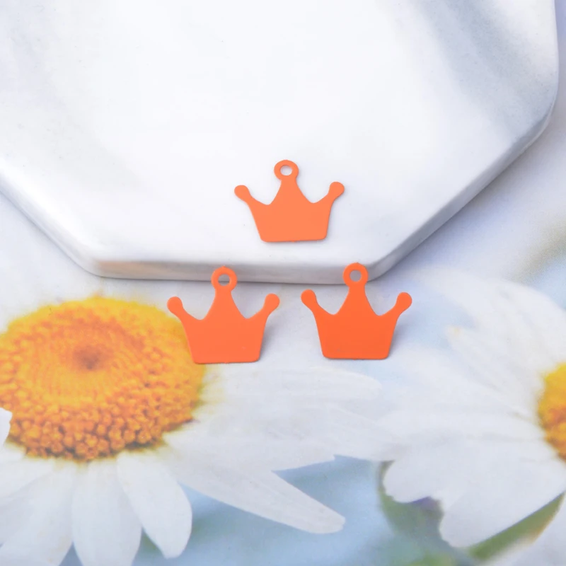 30 Stück AC15259 Messing-Schmuck-Kronen-Anhänger Bunte Blumen-Anhänger DIY Damen Ohrring Halskette Zubehör – Detail 10