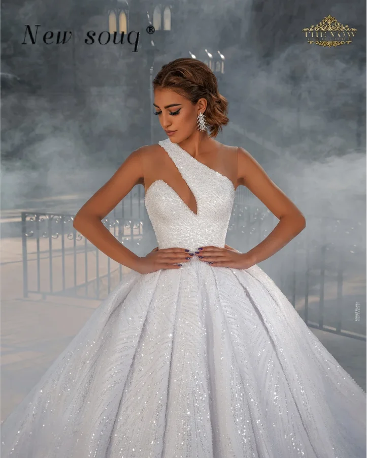 Dubai Glamorous Glitter Sequins Wedding Dresses for Women Bride 2024 Sleeveless Sexy Cut Out Puffy Ruched Bridal Gowns