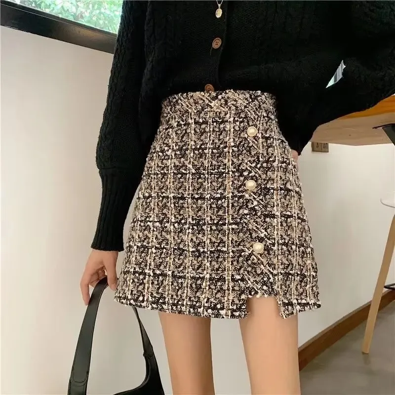 Women Elegant Tweed Mini Skirt High Waist Plaid A-Line Skort Irregular Split Pearl Button Slim Woolen Short Skirt Autumn Winter