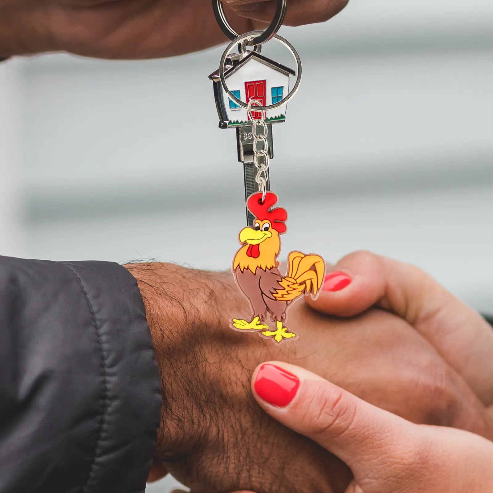 12pcs Rooster Keychain Animal Charm Keyring Aesthetic Bag Hanging Decoration Party Favor For Birthday Carnival Prizes