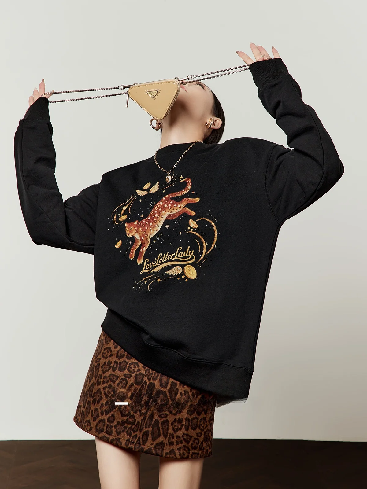 

Женская толстовка свободного кроя с круглым вырезом, модный дизайн, новинка весенней коллекции, женская толстовка с длинным рукавом, повседневный топ