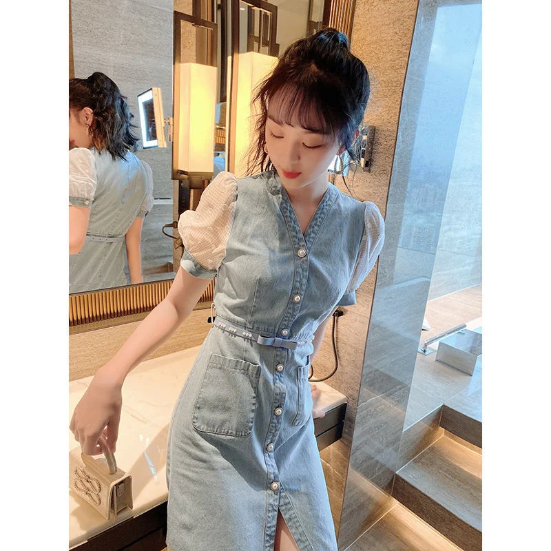 

Female Temperament Splicing Waist Denim Dress High Sense 2023 Summer New Women's Slim V-neck Bubble Sleeve Mid length A Skirt