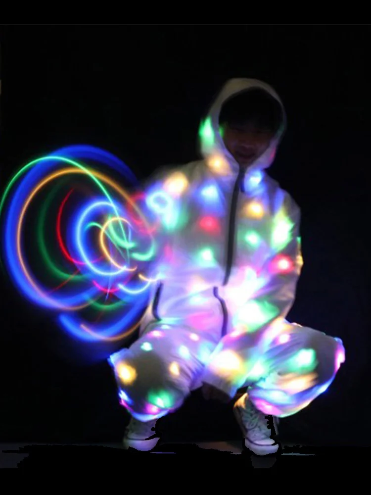 Fajne ubrania z oświetleniem LED, świecąca męska kurtka, kamizelka w stylu cyberpunk, strój rave dla kobiet, kostium LED do nocnego biegania. — zdjęcie 2
