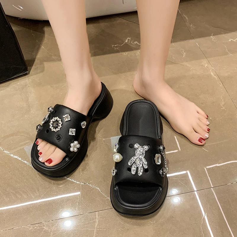 Women Summer Slippers Shine Bear Decoration Platform Sandals Outside Vacation Beach Non-Slip Slides Flip Flop Casual Shoe Female