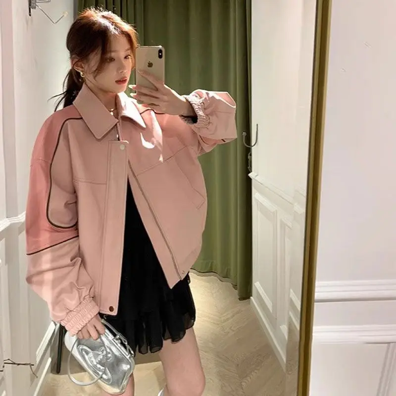 แจ็คเก็ตหนังเบสบอล ผู้หญิง ฤดูใบไม้ร่วง ฤดูหนาว แจ็คเก็ตสไตล์อเมริกันใหม่ ทรงหลวม สวยงาม พรีเมียม แจ็คเก็ตหนังแบบต่อผ้า