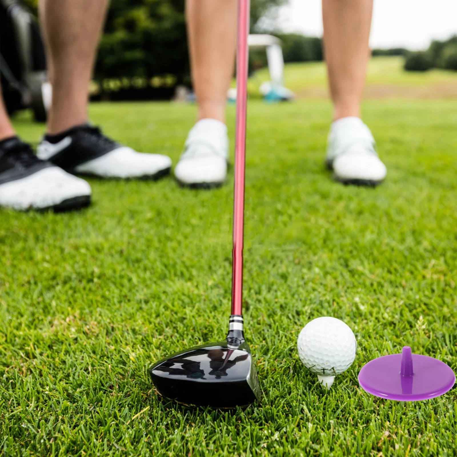 

100Pcs Golf Ball Markers Reliable Non-Slip Design Convenient Portable Position Marking Tools for Golf Players Wear-Resistant