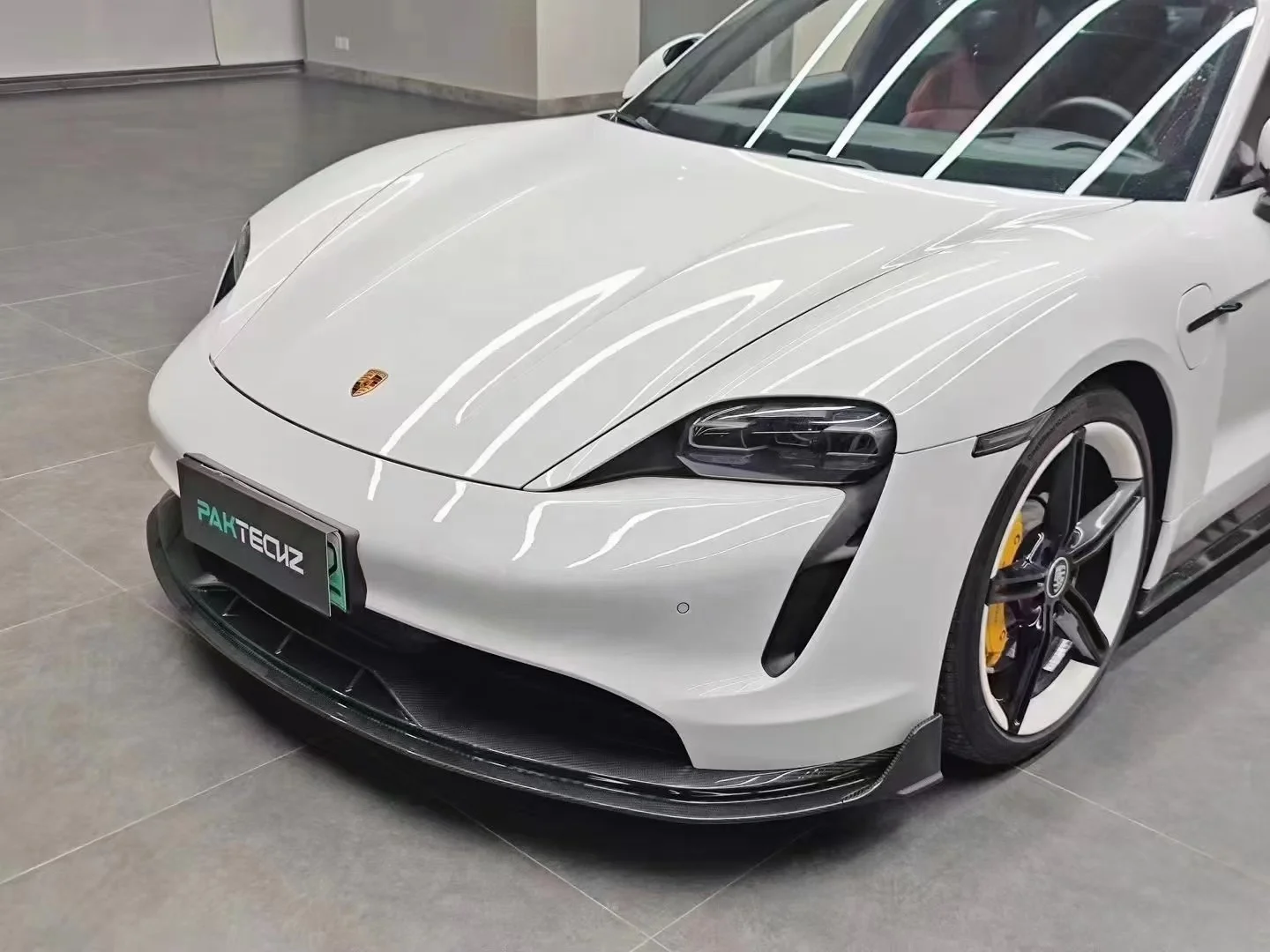 26 Styles YICKU High Quality PK Style Body Kit For Porsche Taycan Side Skirts Carbon Fiber Front Lip Rear Diffuser Spoiler