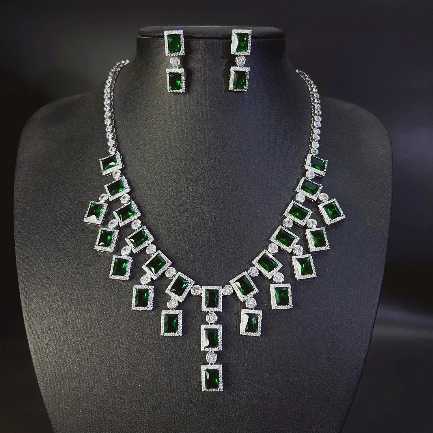 فاخر أنيق مربع الزركون مطعمة الأحجار الكريمة شرابة قلادة القرط الزفاف اكسسوارات الزفاف فستان مأدبة مجوهرات