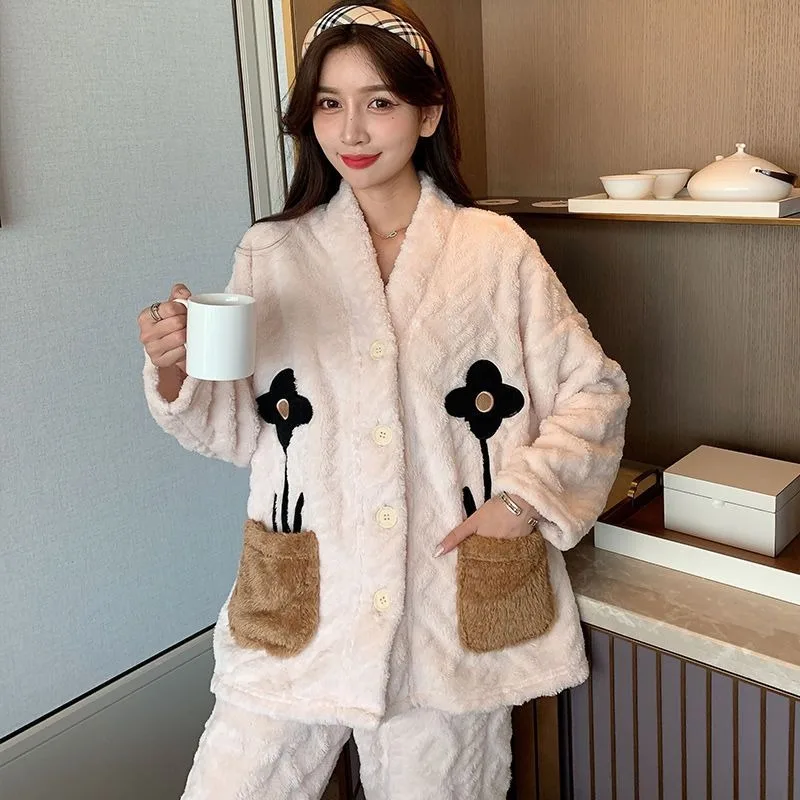 Famale Coral Velvet Pajamas Autumn Winter Homewear Sets Ladies Padded Warm Household Clothes Women 2024 New Flannel Sleep Suit