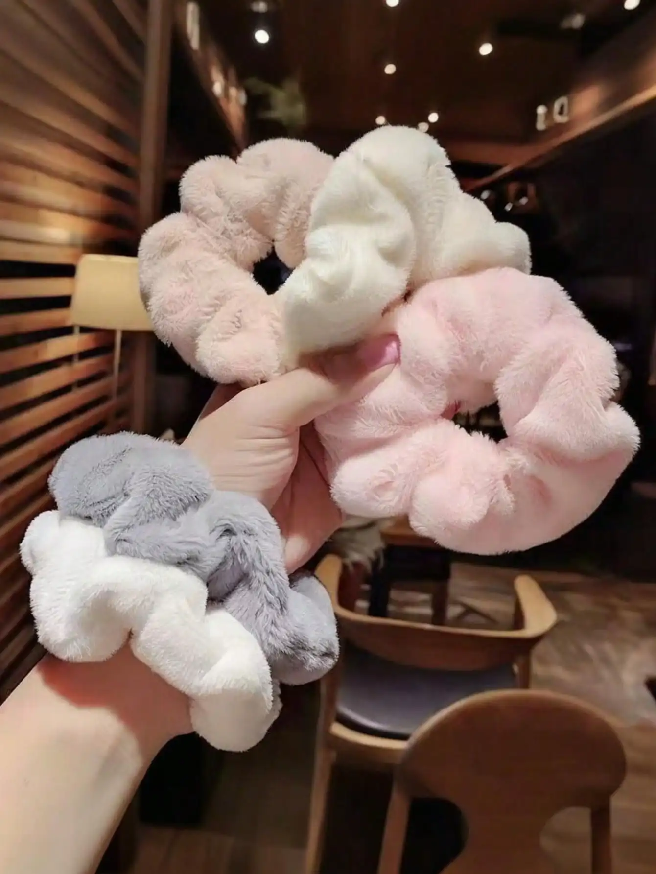 

5pcs 11cm Fluffy Velvet Scrunchies Set - Soft Hair Ties for Women Kids