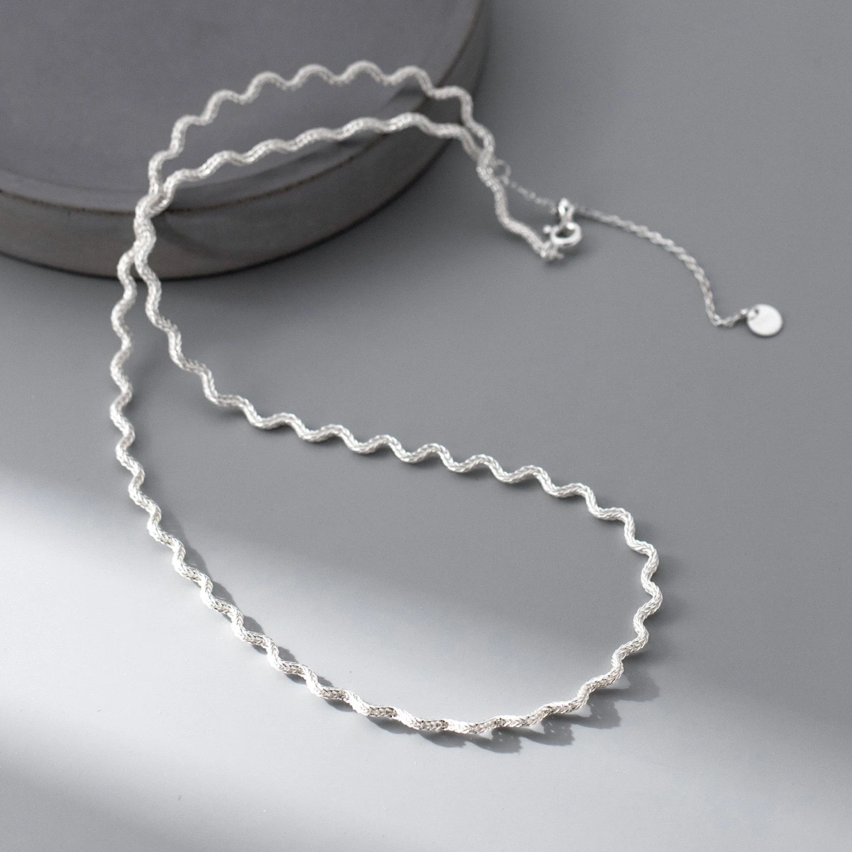 

925 Silver Necklace Wave-pattern Weaving Neck Chain Luxury Woman Jewelry High Quality Necklace Trend 925 Sterling Silver Female