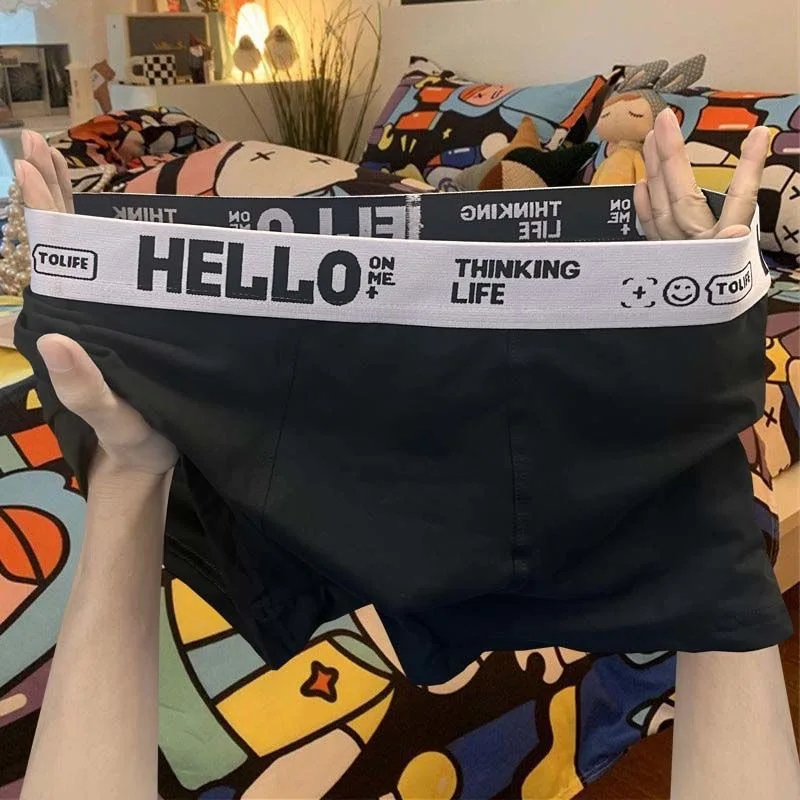 Fashionable Sporty Briefs for Men Youth Flat Angle Underwear Polyester Fiber Seamless Comfortable Shorts Chinese Production