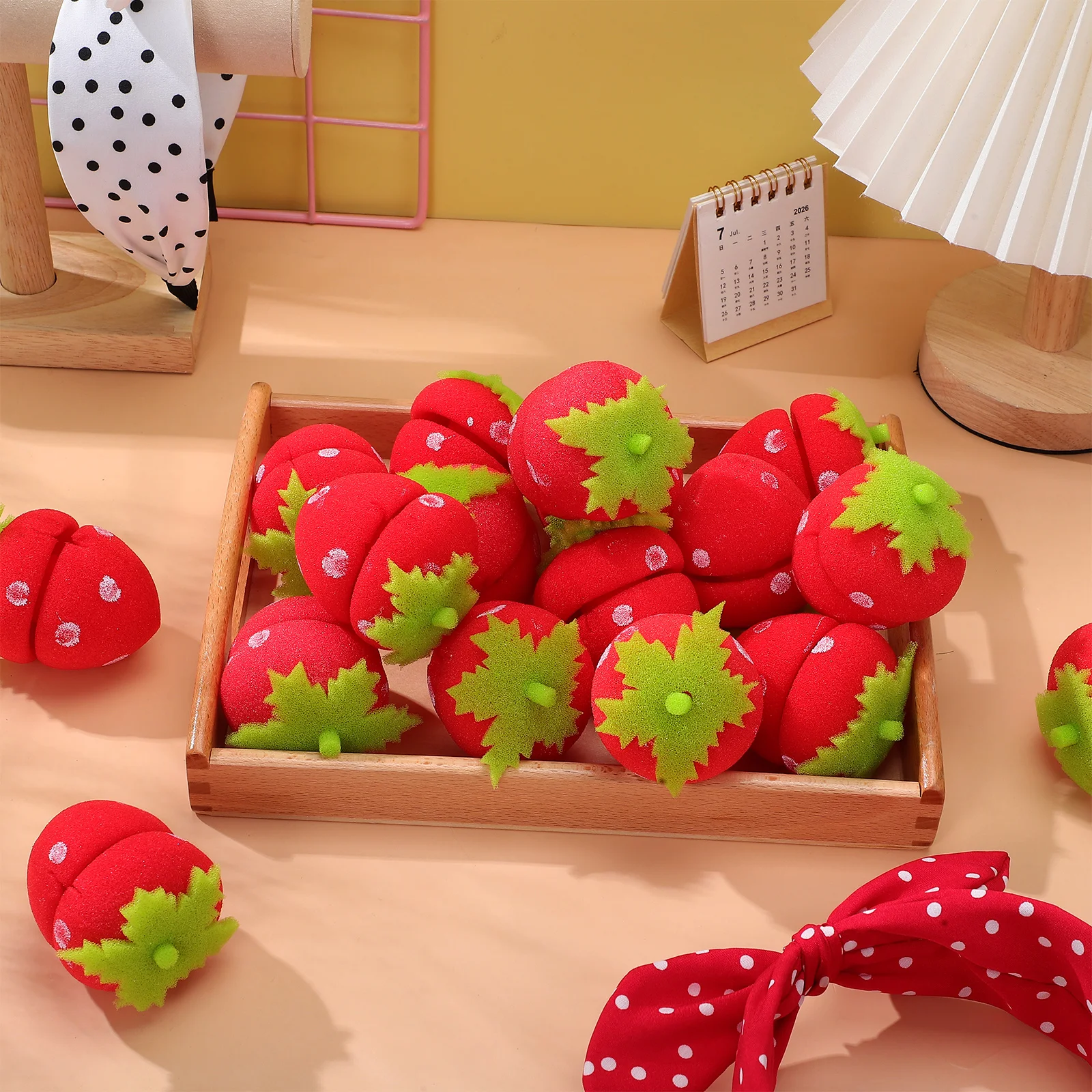 

18Pcs Strawberry Curlers Soft Sponge Rollers Overnight Sleep Curlers Hair Curling Tools Heatless Curls Overnight