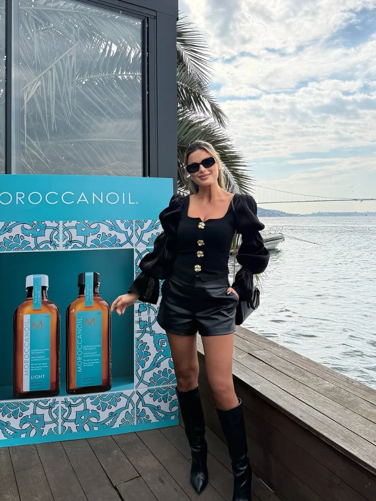 

Elegant Black Bubble Long-sleeved Top Women Square Neck 3d Flower Single-breasted Slim Short Blouse Lady Vacation Party Tops