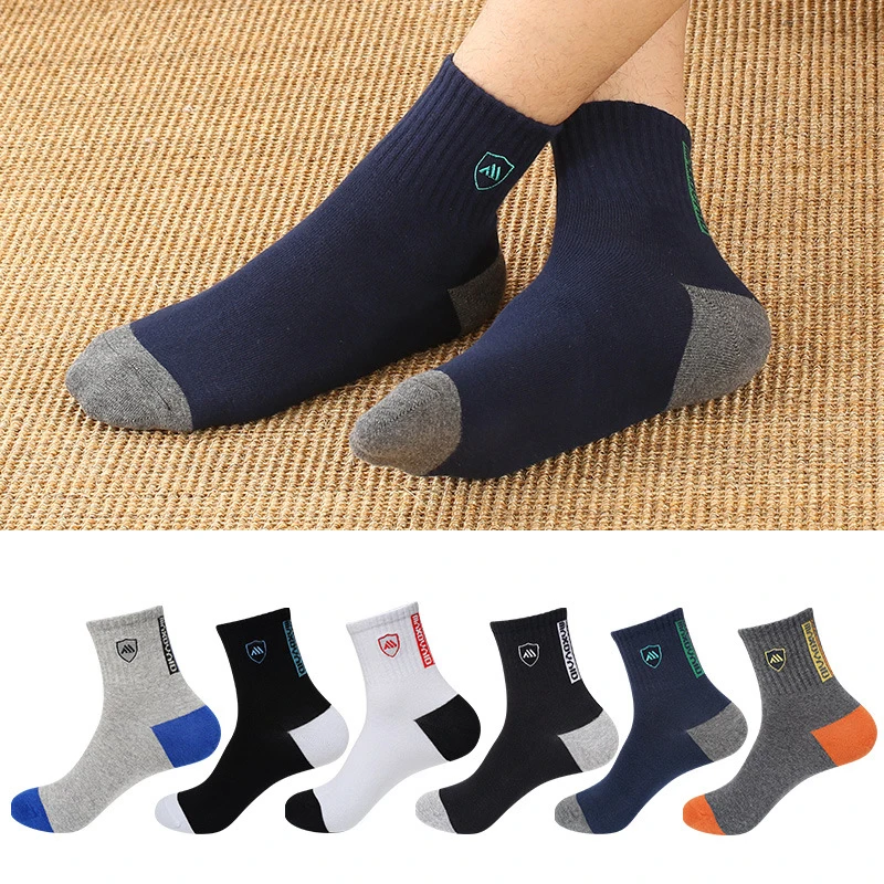 Urgot 5 Pairs Apring And Fall Mens Sports Socks Summer Leisure Sweat Absorbent Comfortable Breathable Basketball Meias EU 38-43