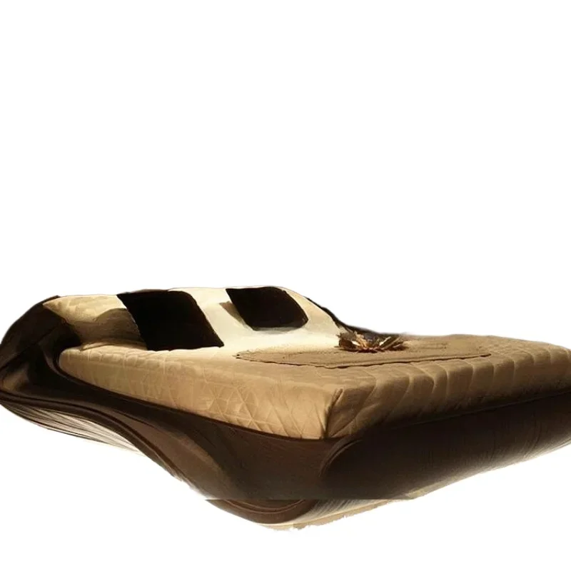 

Medieval solid wood double bed, artistic exaggeration and technological b ed, curved lines 2 meters