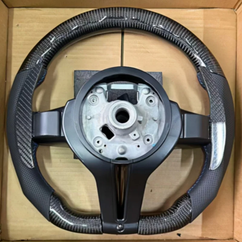 Factory Dire LED Steering Wheel For BMW M3 M4 M5 F30 F10 F31 F32 F34 F35 F87 F82 F83 F07 F11 F18 F06 F12 F13 F80 F85 F86 F33 F36 view 6