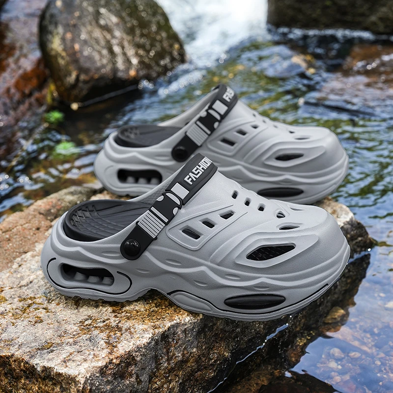 Summer New Style Beach Sandals for Men and Couples, Suitable for Vacation and Water Activities, Non-Slip Casual Home and Outdoor Slippers view 2