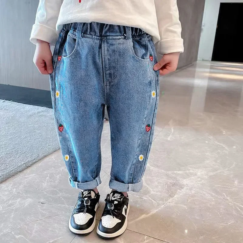 Girls Cartoon Embroidery Jeans 2024 Fashion Autumn New Baby Kids Casual Elastic Waist Pockets Denim Pant Cotton Children\'s Pants