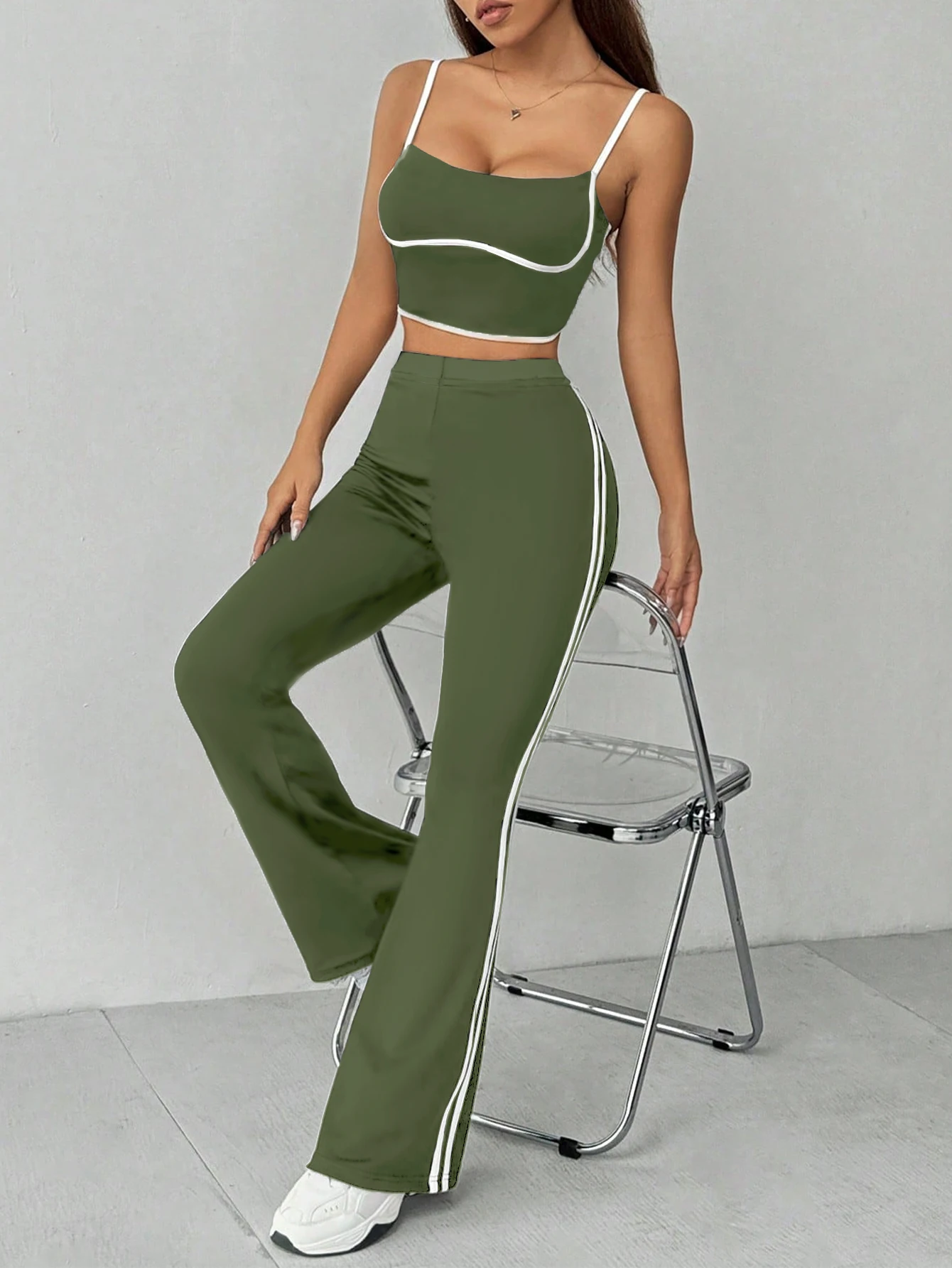 Women's casual minimalist white striped vest and trousers two-piece set
