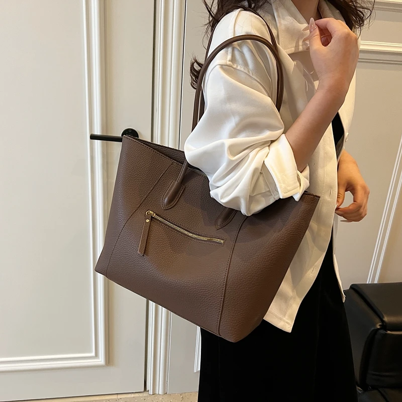 

Women Leather Luxury Classic Designer Fashion Crossbody Shoulder Tote Bag Elegant Handbag For Everyday City Living