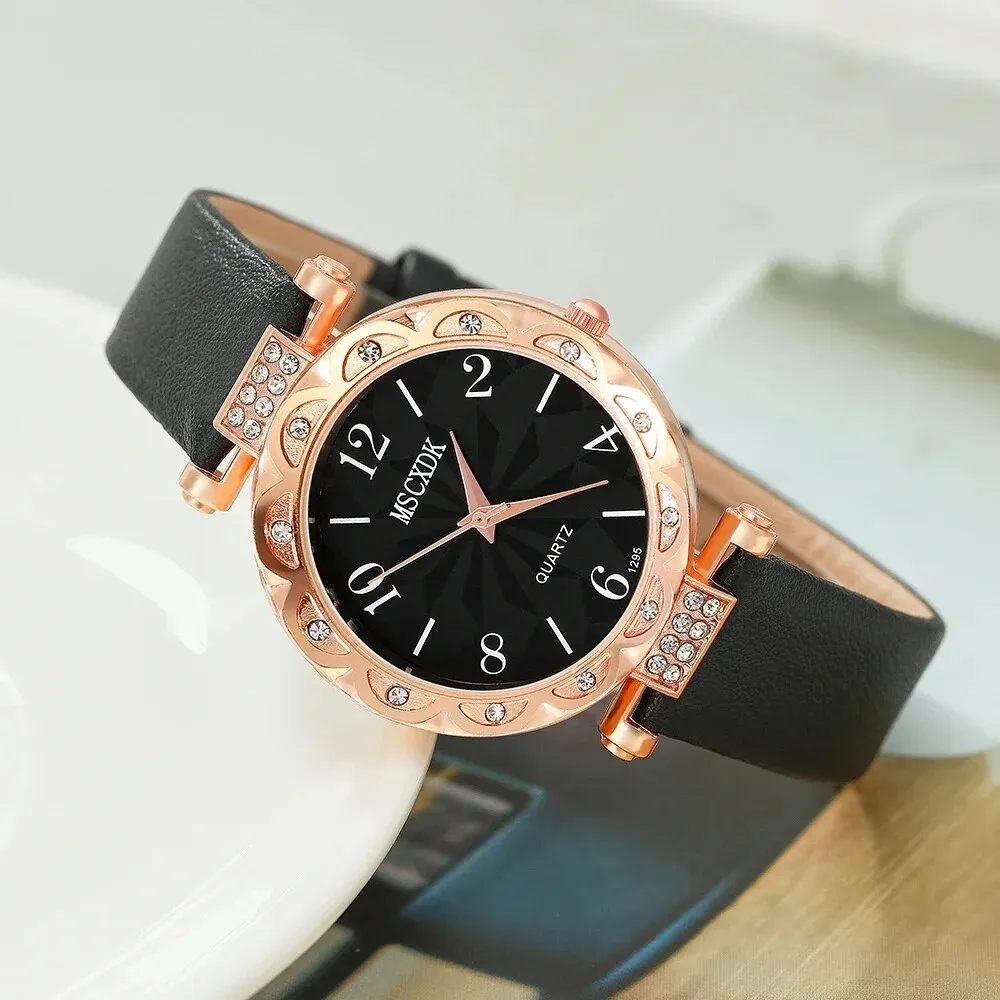 6pcs Women\'s Quartz Watch Black Leather Quartz Watch and Love Jewelry Set Necklace Ring Earrings Bracelet Set