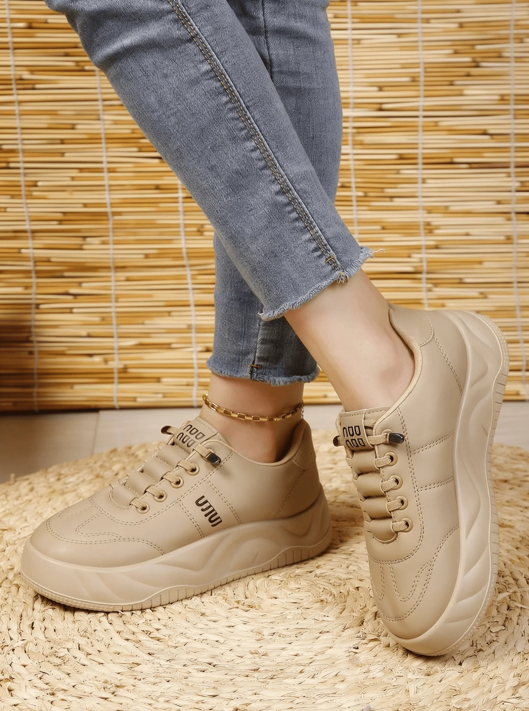Damen-Plateau-Sneaker - Dicksohlige, einteilige, zum Überziehen und Schnüren geeignete Freizeitschuhe - Modische und vielseitige Laufschuhe – Detail 4