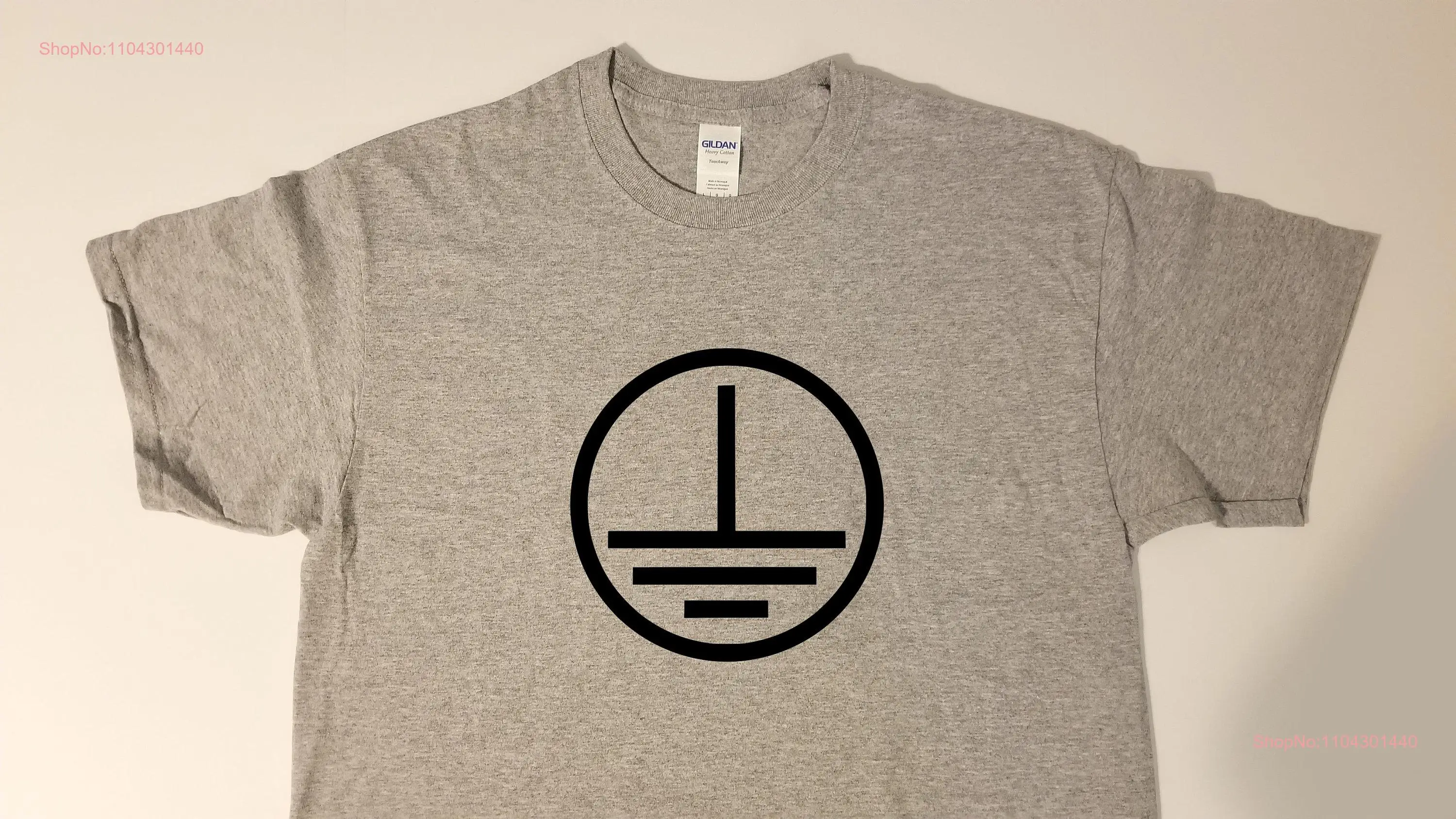 グラウンドアースシンボルエレクトロニクスクラシックTシャツ、長袖または半袖