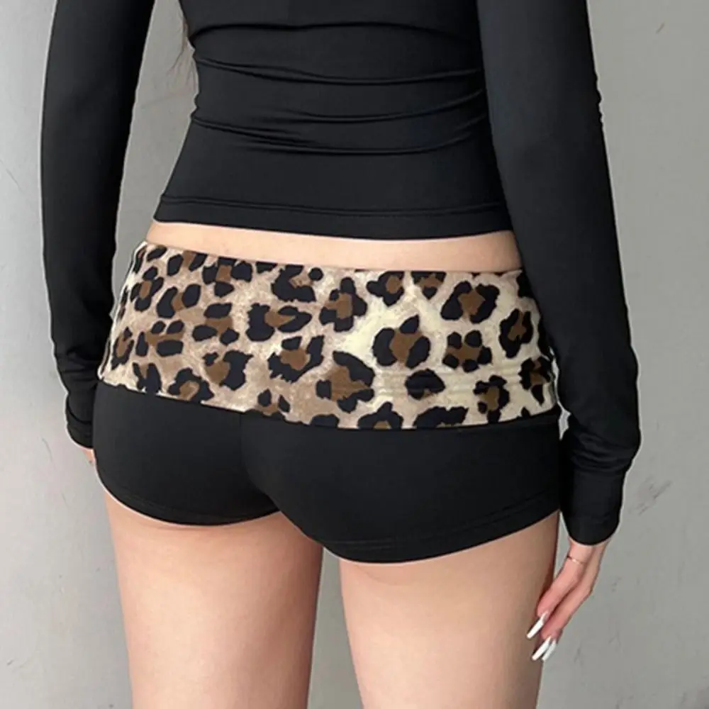 Leopard Print Skinny Shorts Slim Fit Sexy Design Booty Shorts Y2K Aesthetic High Stretchy Low Waist Shorts Women Fashion