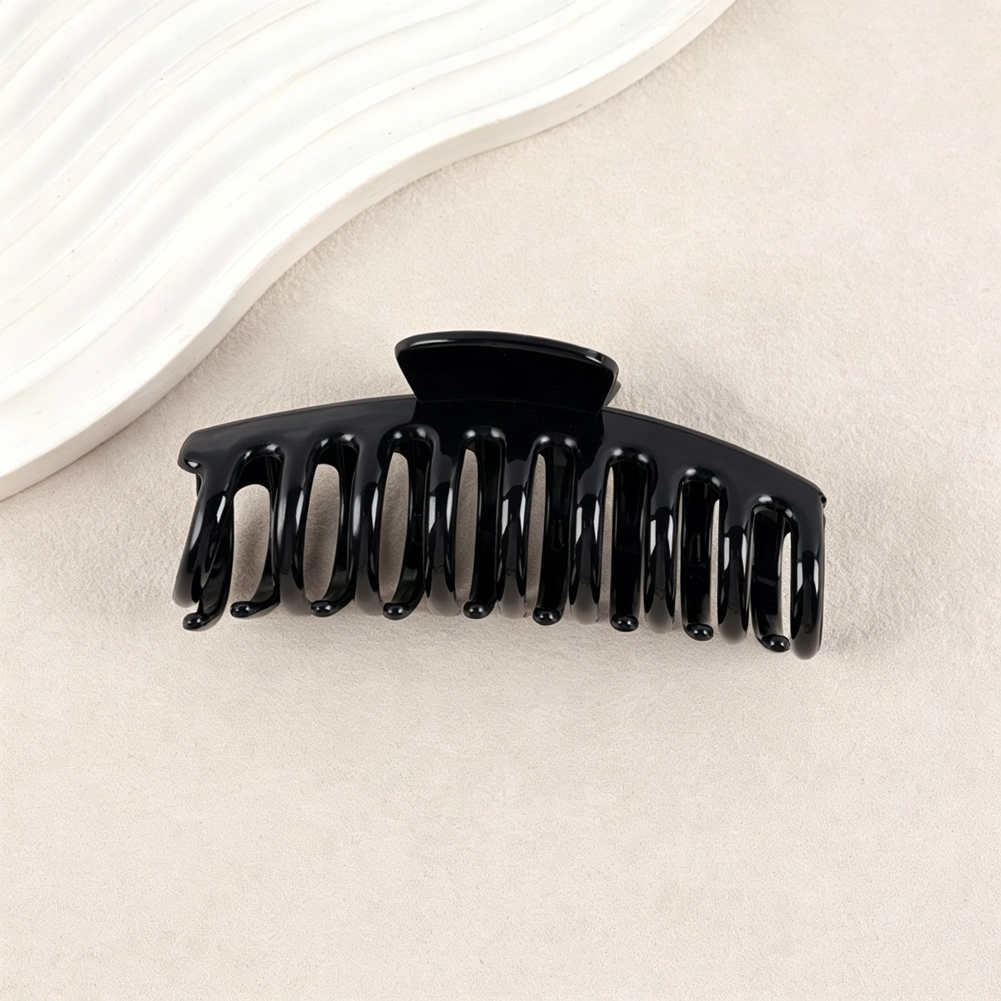Fashion Shark Claw Hair Clip Big Size Non-slip Hair Jaw Clip Plastic Hair Barrettes for Women Daily Party Hair Styling Accessories