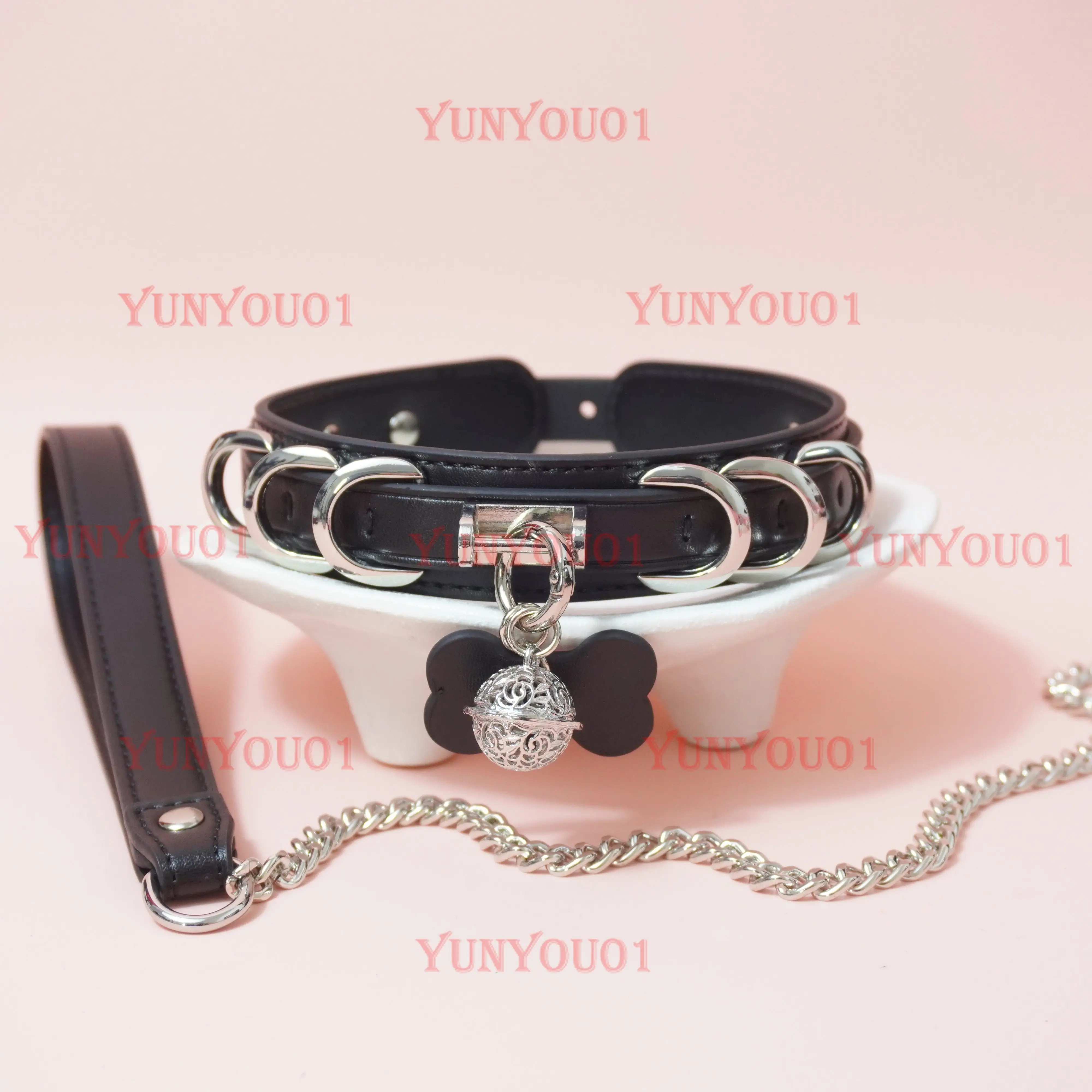 Leather Collar Choker Men and Women M Bone Brand Bell Traction Rope K9 Neck Strap Neck Ring Dog Tag