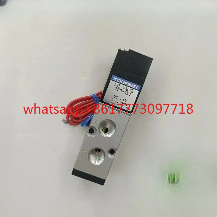 

200-4E1-SR 200-4E1-L-SR Small Gold Well Solenoid Valve Original Genuine Brand New