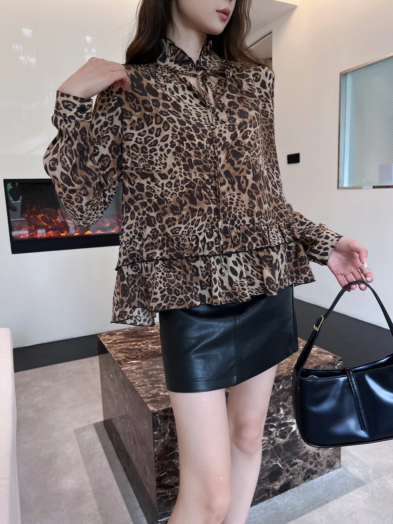 Neckline Tie Cascading Ruffle Long Sleeve Women\'s Blouse 100% Mulberry Silk Fashion Elegant Leopard Print shirts & blouses