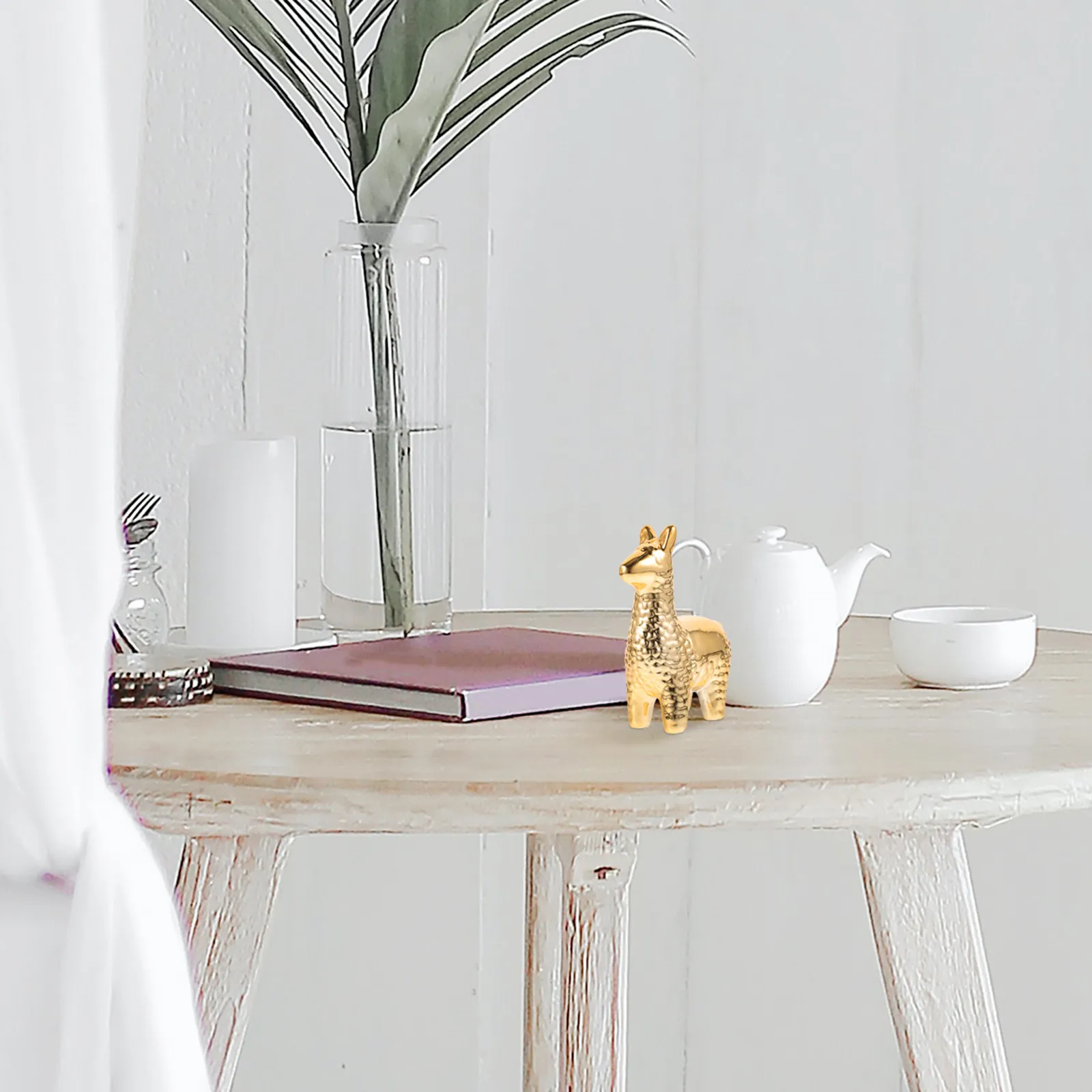 Ceramic Alpaca Figure Elegant Minimalist Design High Grade Wear Resistant Ceramic Desktop Office Decor Housewarming Alpaca