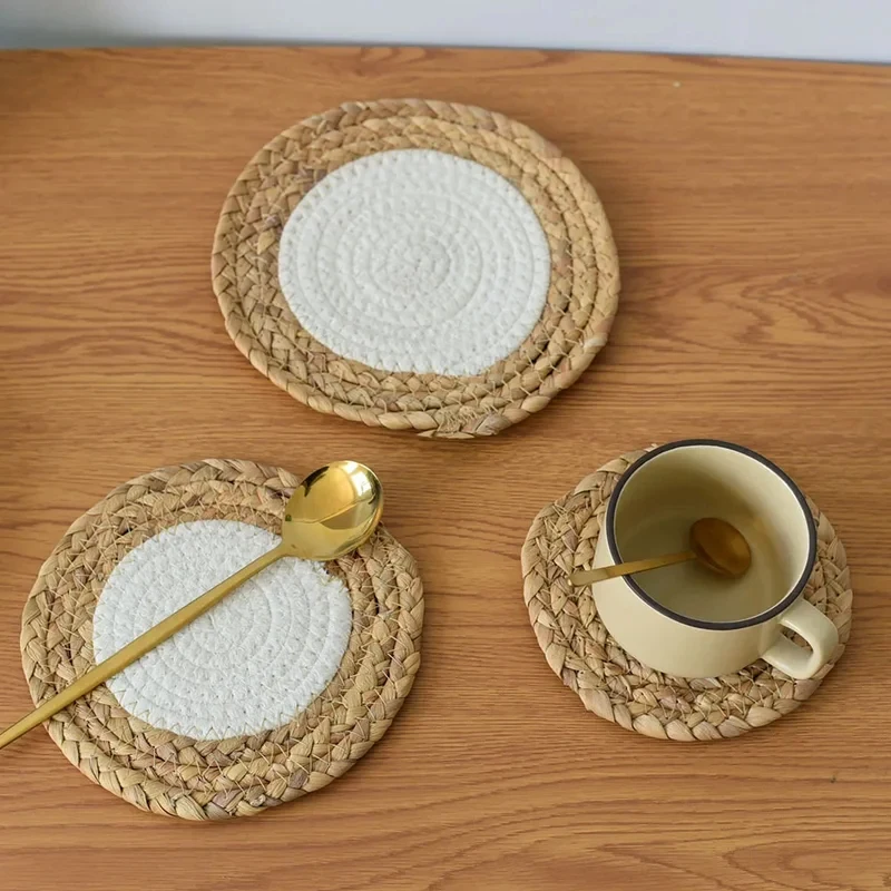 Natural Woven Cotton Table Coaster Round Heat Insulation Cup Mat Anti-scalding Placemat for Coffee Tea Cups Home Dining Table Pr
