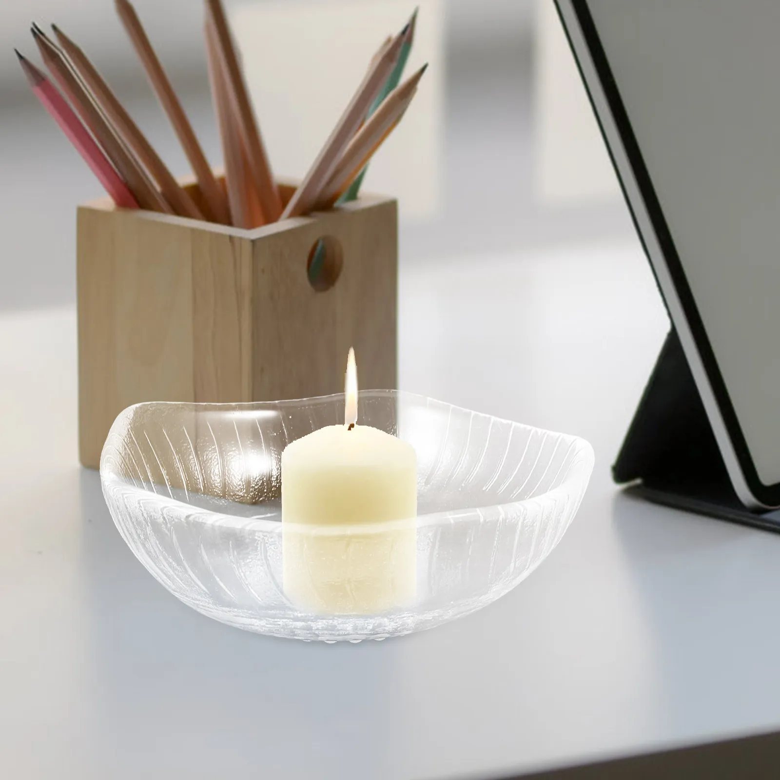 Transparent Glass Dish Aromatherapy Oil Saucer Wax Warmer Plate Essential Oil Holder for Home Bedroom Office Beauty Salon Yoga