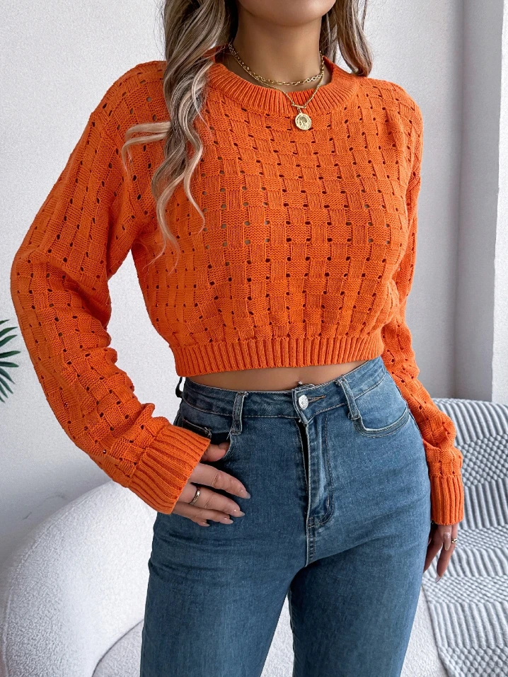 

Sexy backless button hollow long sleeved pullover sweater