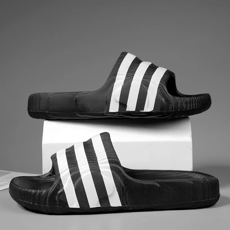 

2025 adias New Sandals for Men and Women Slip-On Internet Celebrity Soft Sole Outerwear Couple Beach Home Sandals and Slippers