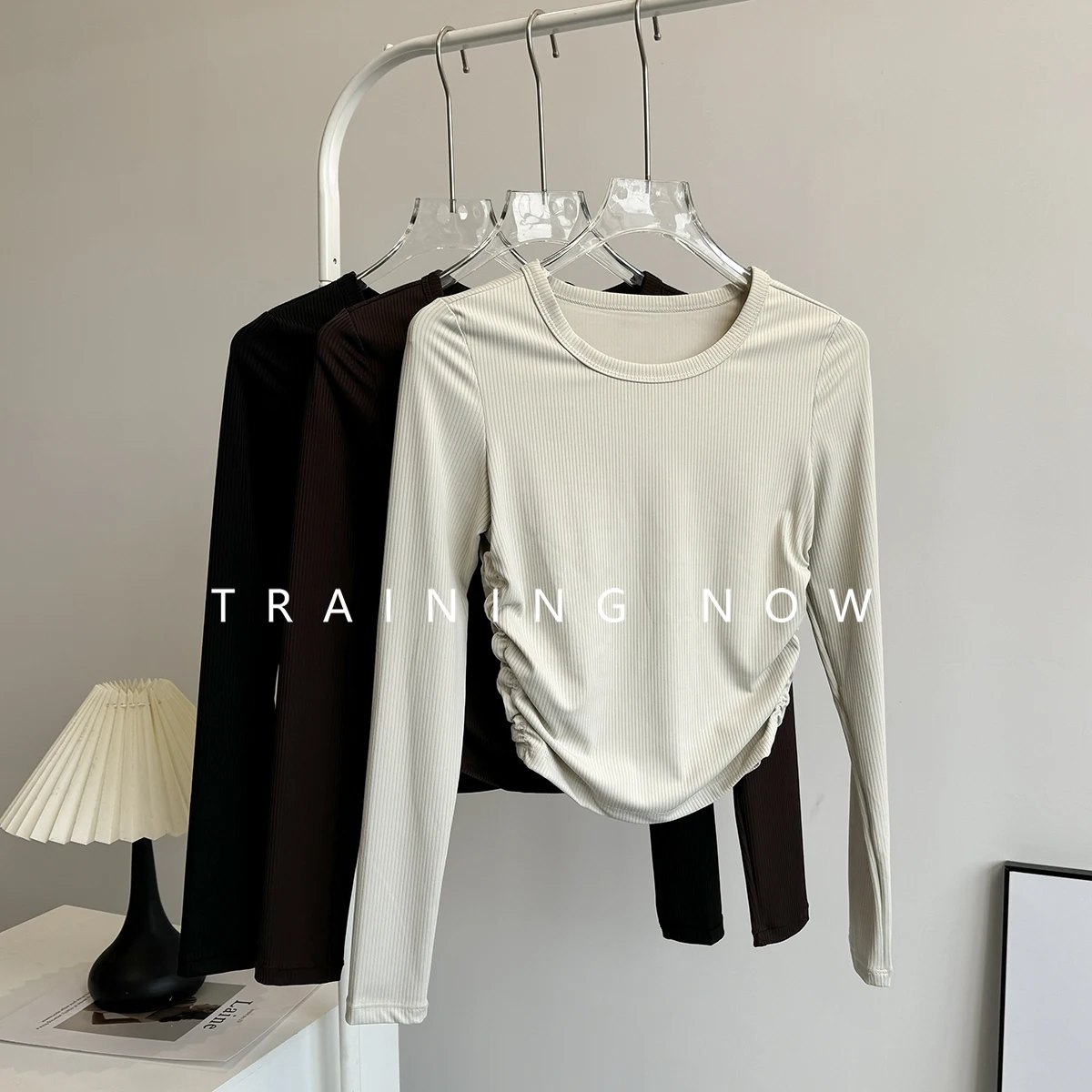 

Женский осенний облегающий и тонкий костюм для фитнеса и тренировок с длинными рукавами, костюм для йоги для пилатеса, новинка 2025, спортивная быстросохнущая одежда для бега