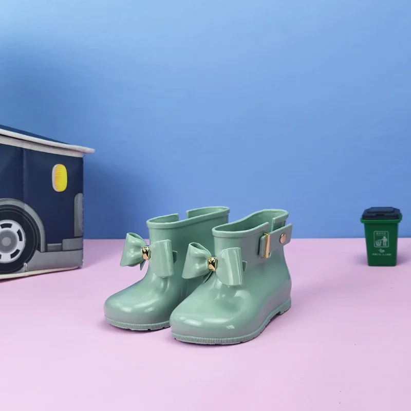 New Soft Soled Rubber Boots for Children Cute Princess Jelly Water Boots Fashion Trendy Rain Boot Girl Туфліки На Дівчинку