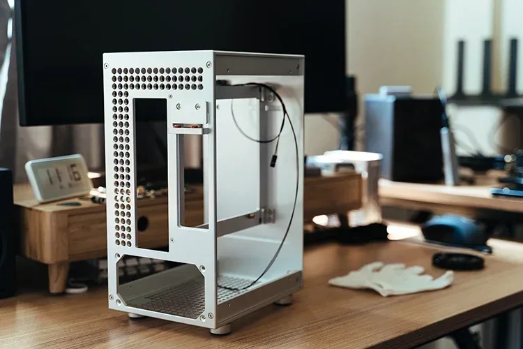 CAPTAIN S. V6 Captain chassis A4 structuurwerkend schattig ITX kort