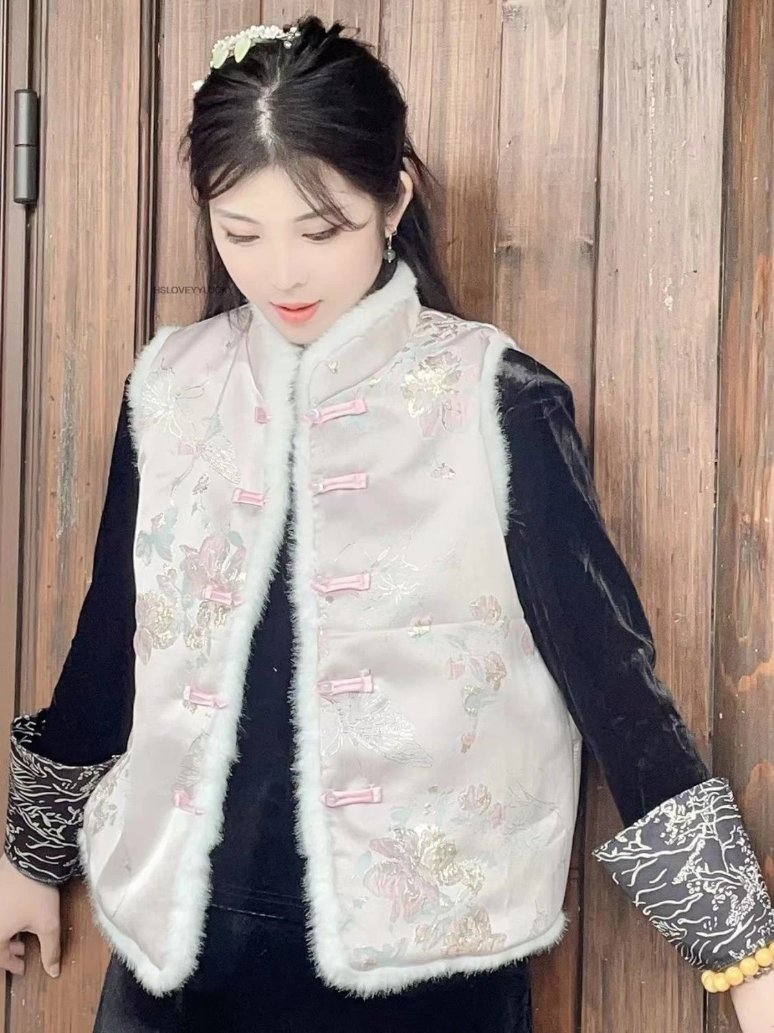 

Chinese Improved Hanfu Vest Coat Autumn And Winter Vest Women Chinese National Style Vest Young Fashion Lady Vest Jacket Vest