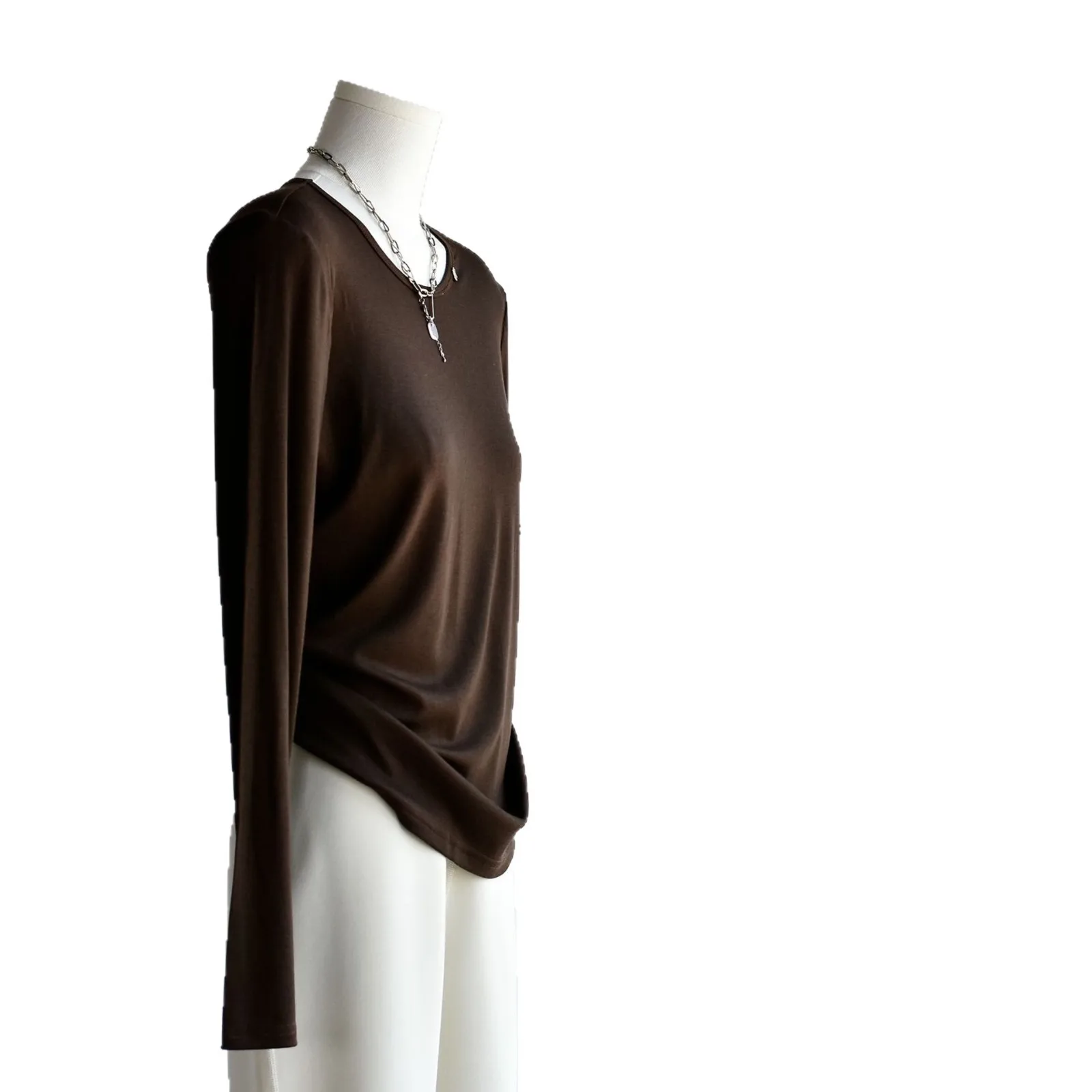 سترة نسائية لخريف وشتاء 2025 جديدة من صوف ليوسيل ايوسل صديقة للبشرة ودافئة برقبة دائرية