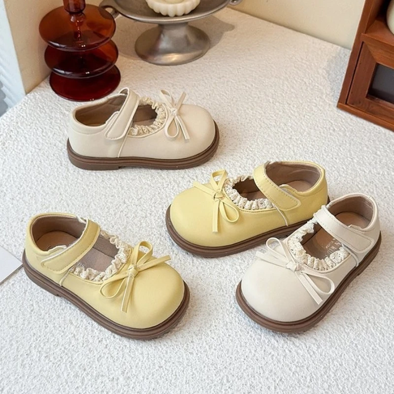 

Лидер продаж, кожаная обувь для девочек, осенняя модная детская обувь на плоской подошве с бантом, милая женская детская обувь принцессы для выступлений для девочек