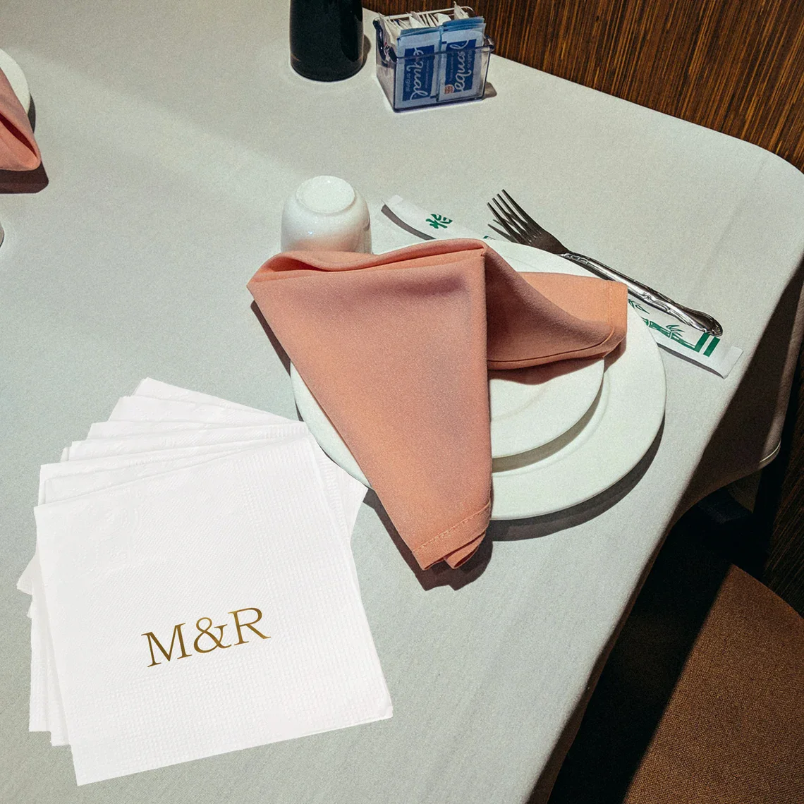 

Minimalist Wedding Napkins Initials Names Date,Custom Wedding Napkins,Monogram Initial Napkins, Wedding Cocktail Napkins,Anniver