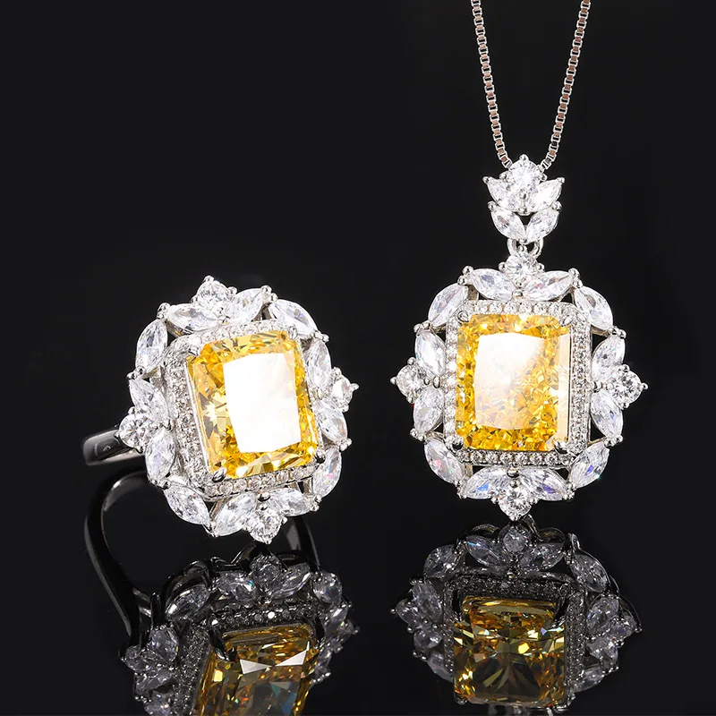 18K Gold Set with PT950 Platinum Fashion High Carbon Diamond Texture Fashion Jewelry Set Main Stone 10*12